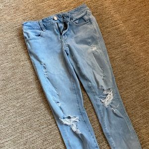 American Eagle Light Wash Ripped Jeggings Size 0 Short